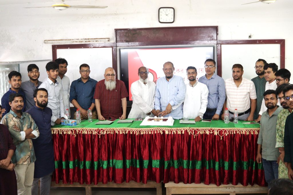 বর্ণাঢ্য আয়োজনে এমসি কলেজ রিপোর্টার্স ইউনিটির এক দশকে পদার্পণ অনুষ্ঠান সম্পন্ন